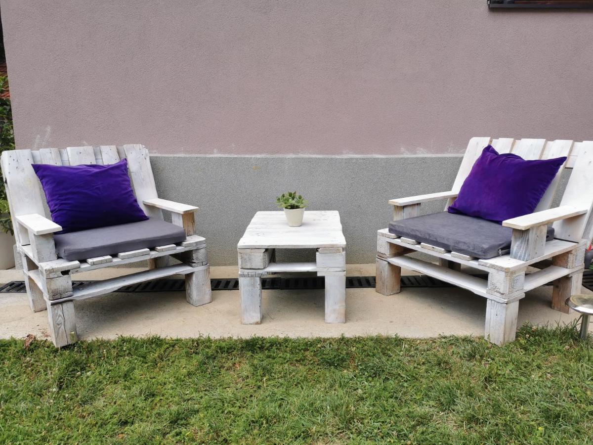 Apartmani La Grande Motte Vrdnik Exterior foto
