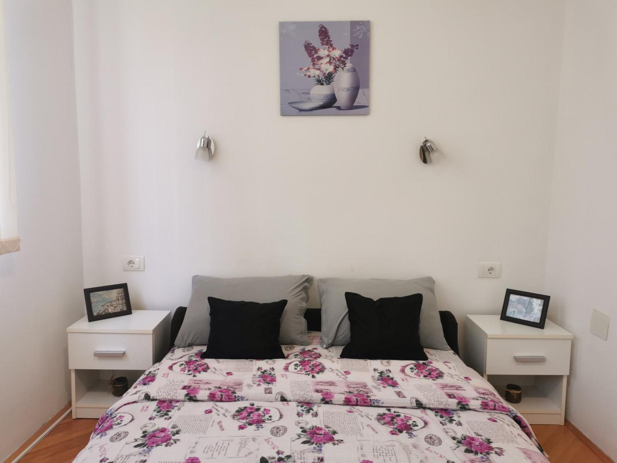 Apartmani La Grande Motte Vrdnik Exterior foto